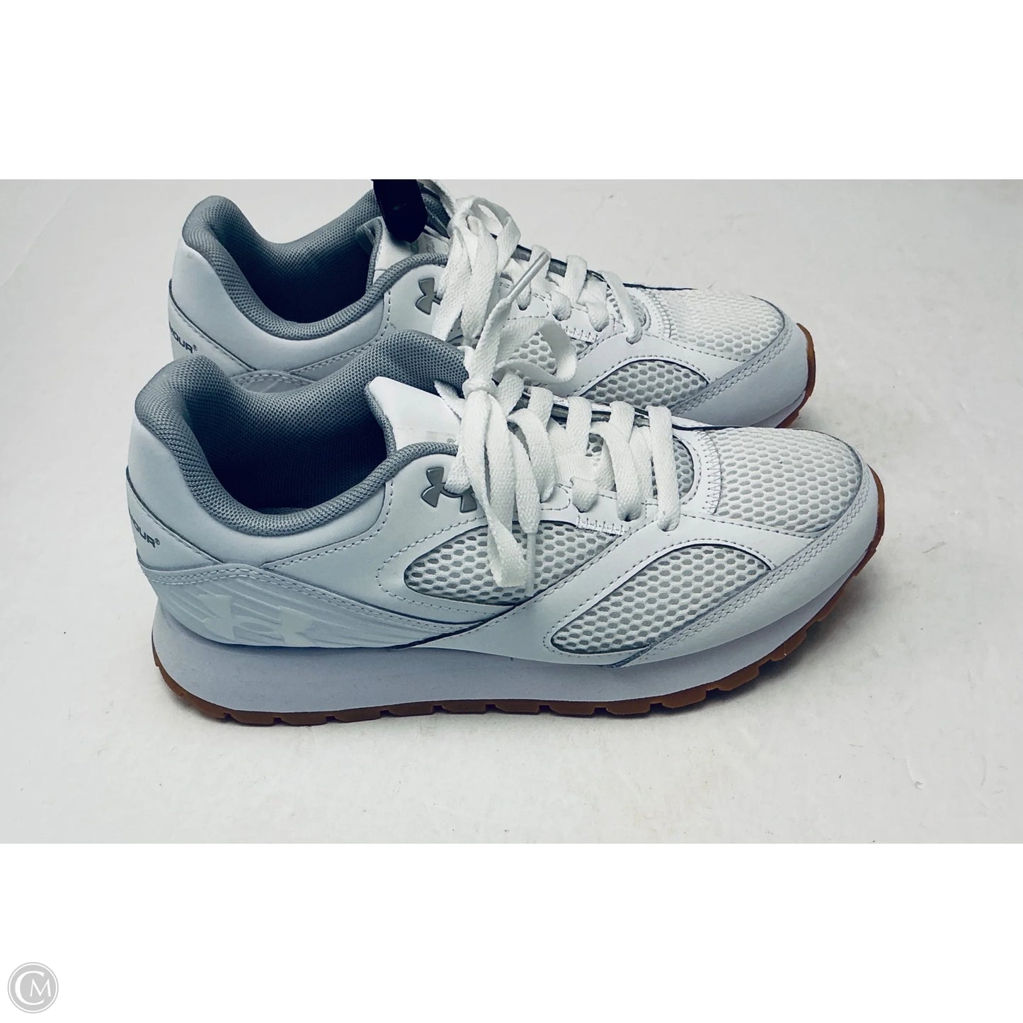 Shoes Sneakers By Under Armour In White, Size: 8