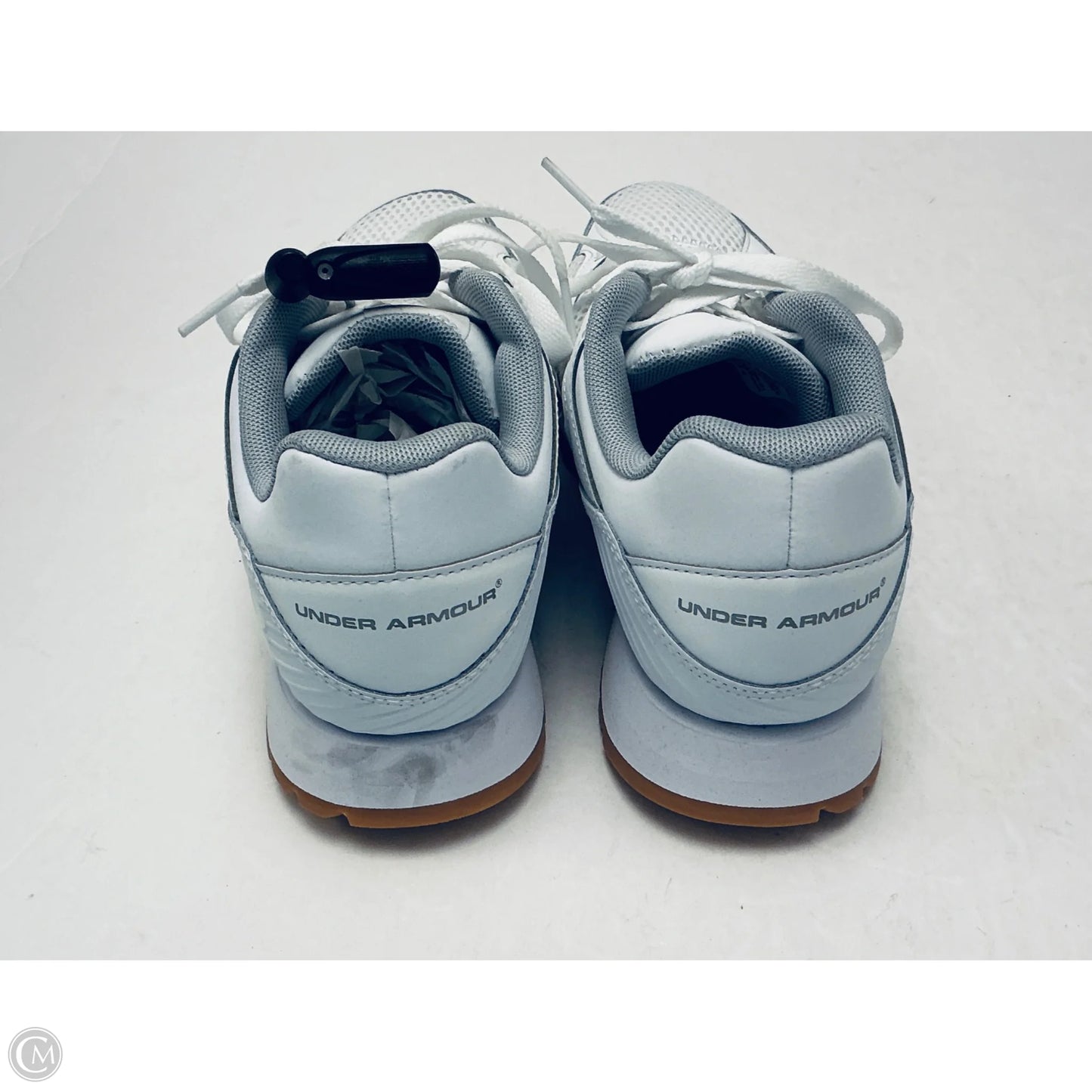 Shoes Sneakers By Under Armour In White, Size: 8