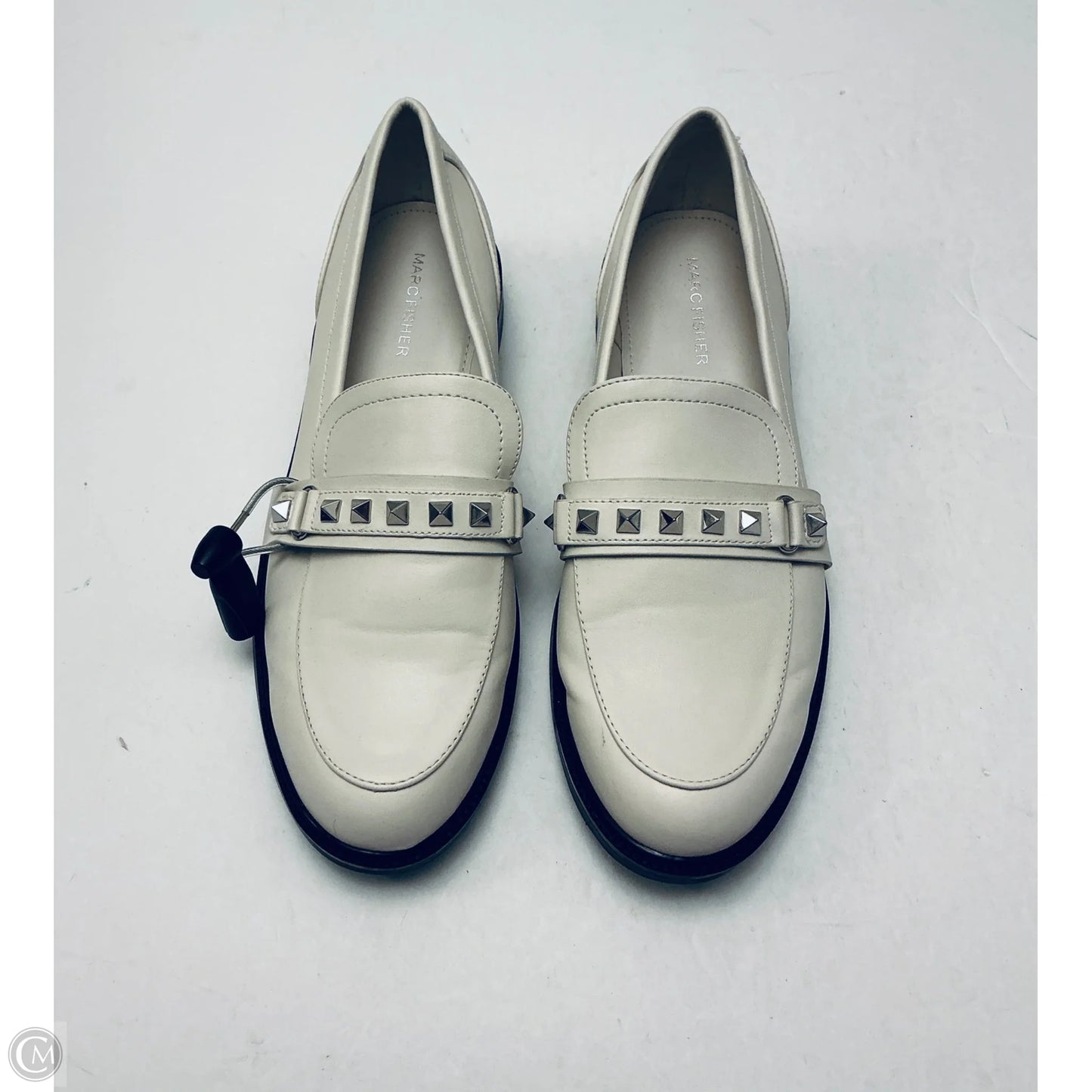 Shoes Flats By Marc Fisher In White, Size: 10