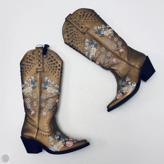 Boots Western By Dingo In Bronze, Size: 7