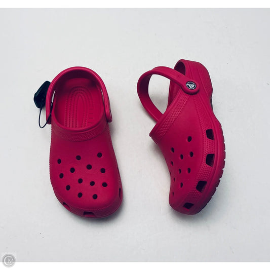 Shoes Flats By Crocs In Pink, Size: 8