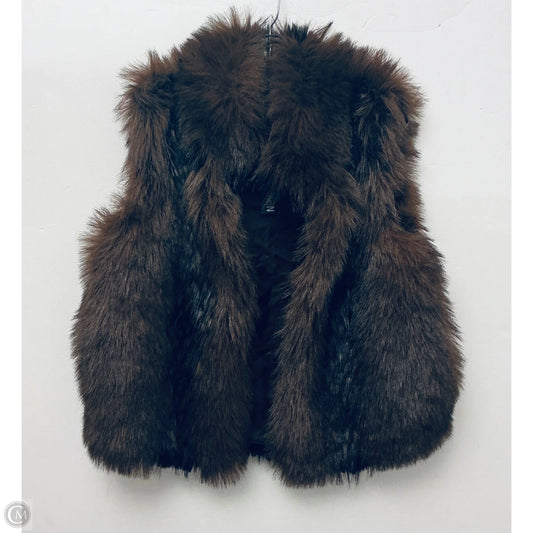 Vest Faux Fur & Sherpa By Cmb In Brown, Size: S