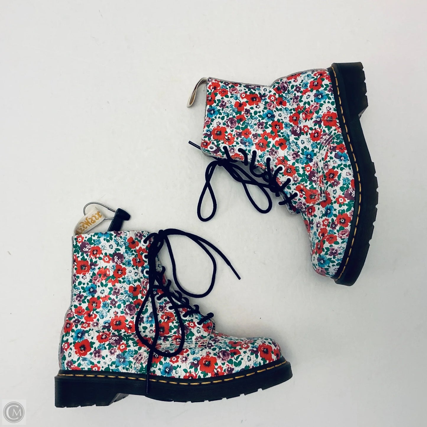 Boots Ankle Flats By Dr Martens In Floral Print, Size: 7