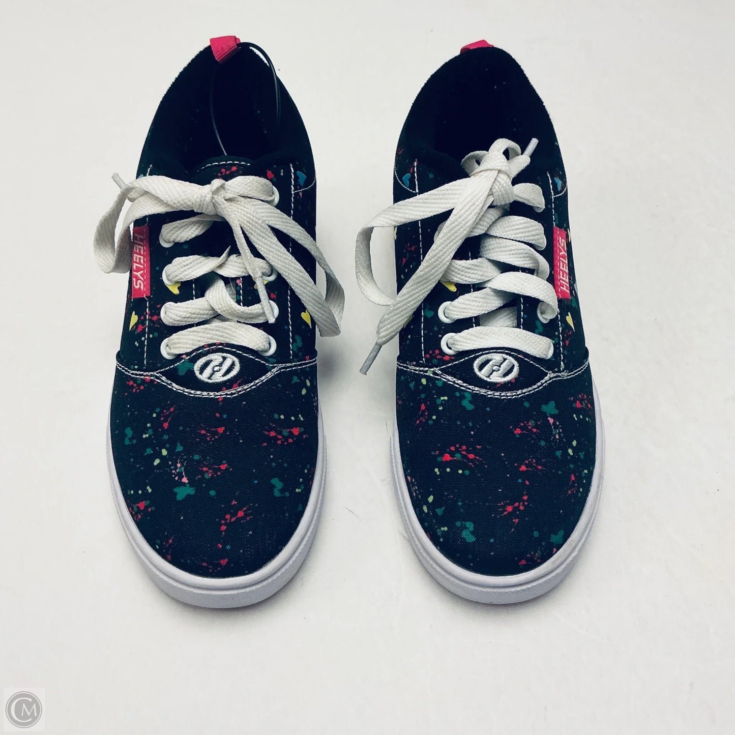 Shoes Sneakers By Clothes Mentor In Black, Size: 6