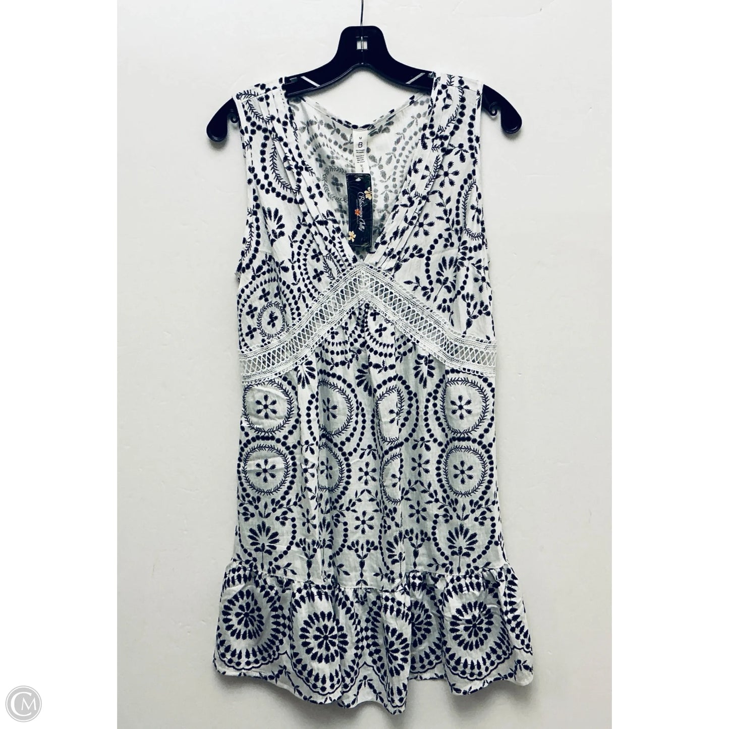 Dress Casual Midi By Blooming Jelly In Black & White, Size: M
