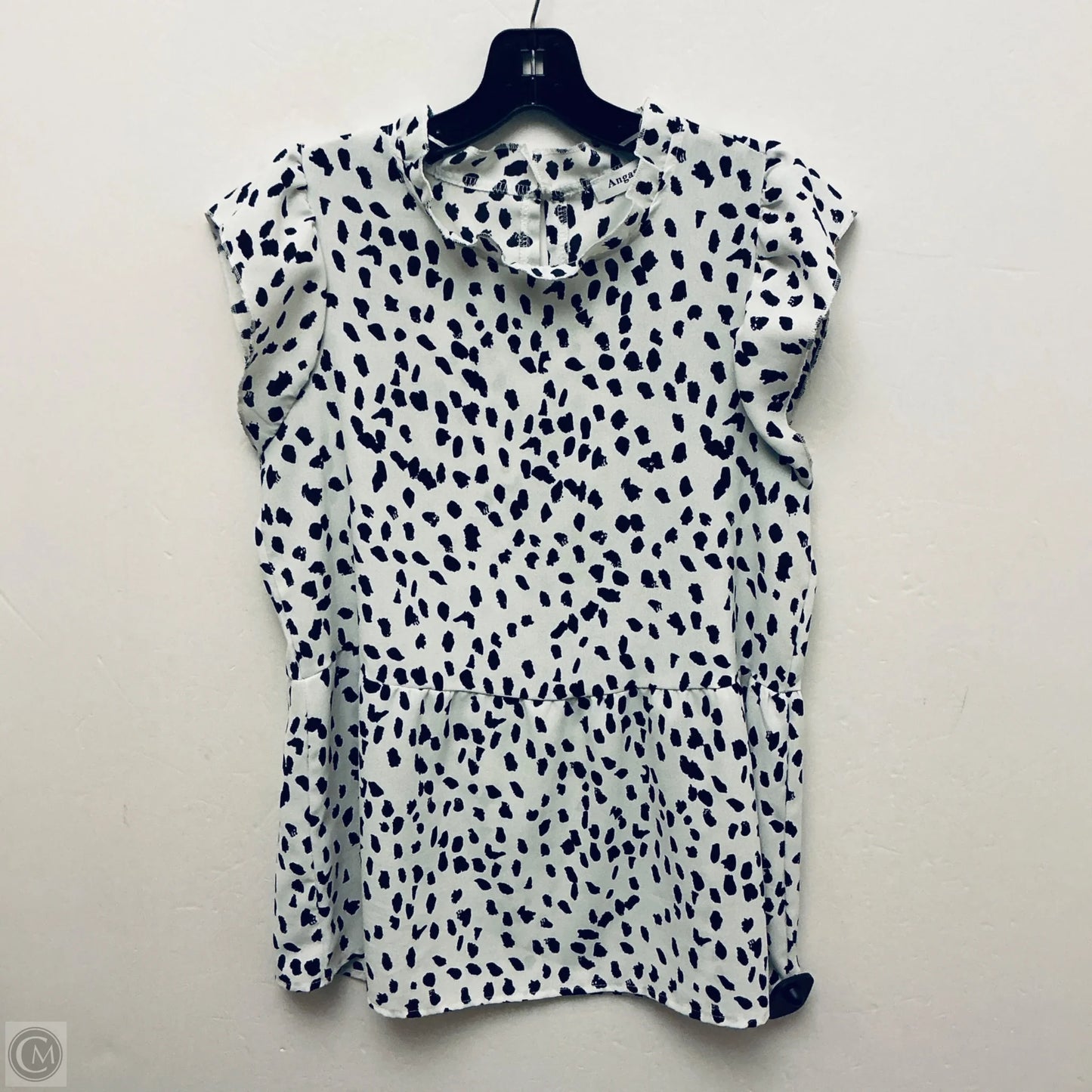 Top Sleeveless By Clothes Mentor In Polkadot Pattern, Size: S