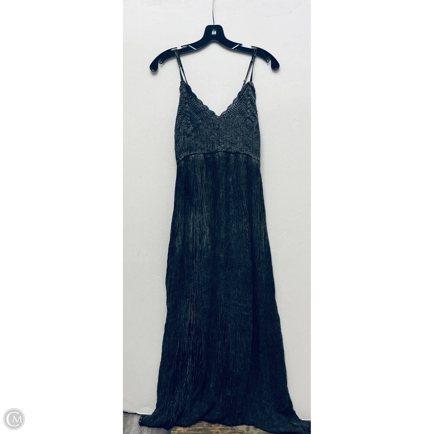 Dress By Clothes Mentor In Grey, Size: L