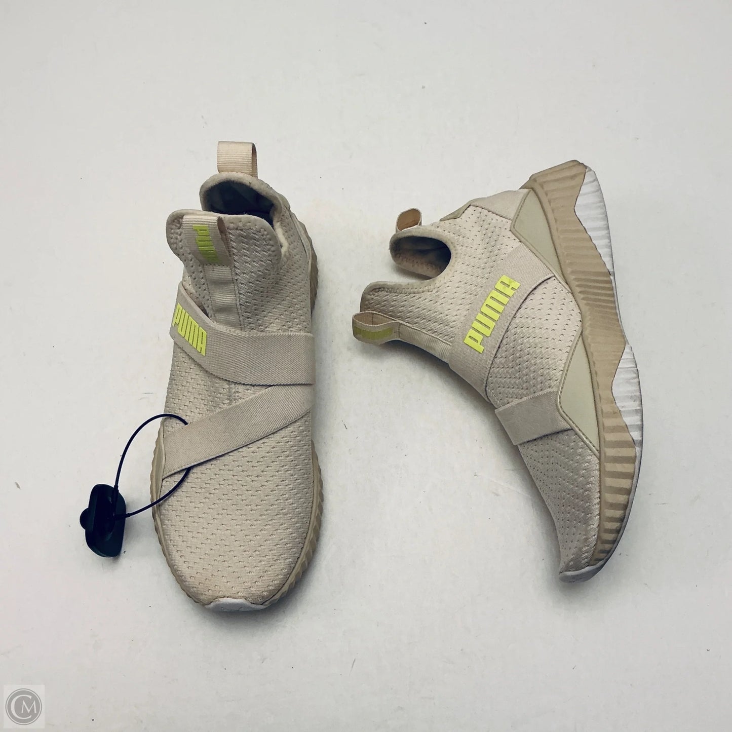 Shoes Athletic By Puma In Cream, Size: 10