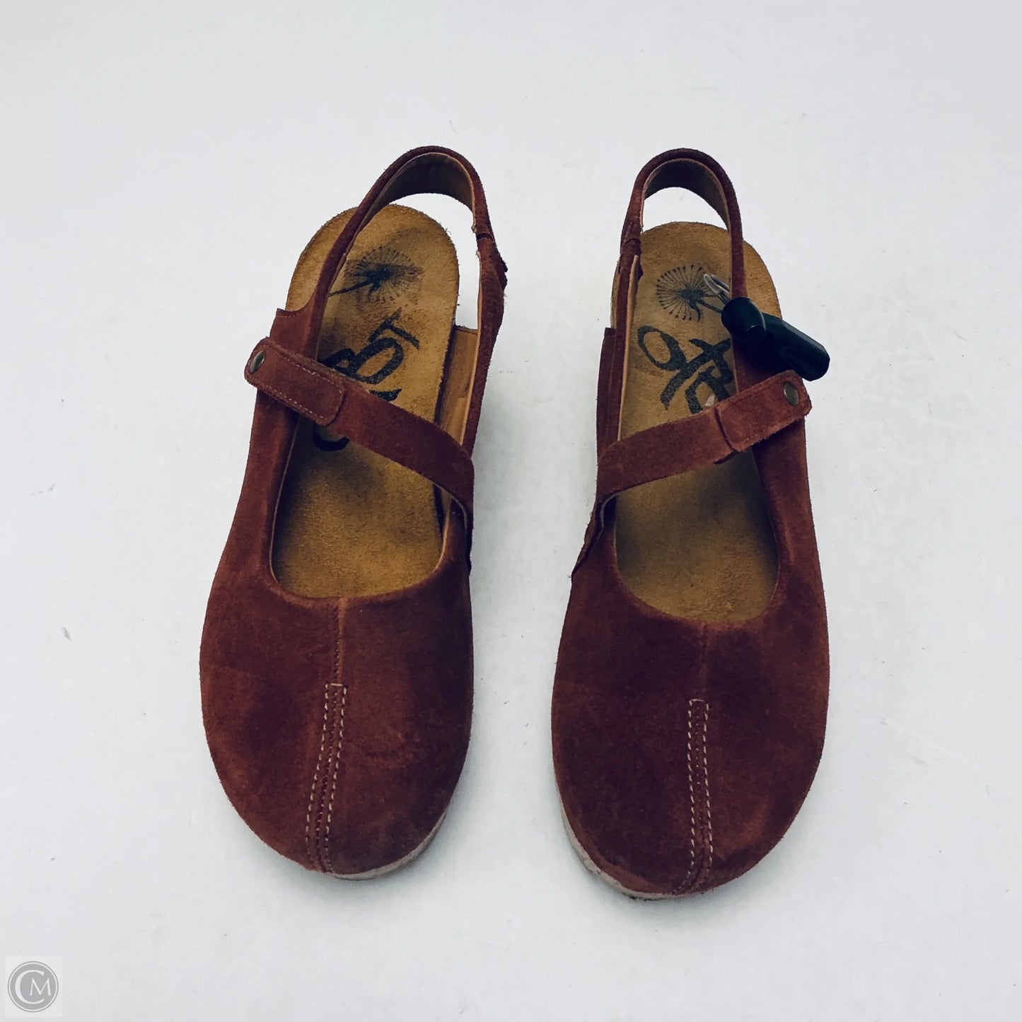 Shoes Heels Wedge By Otbt In Brown, Size: 9
