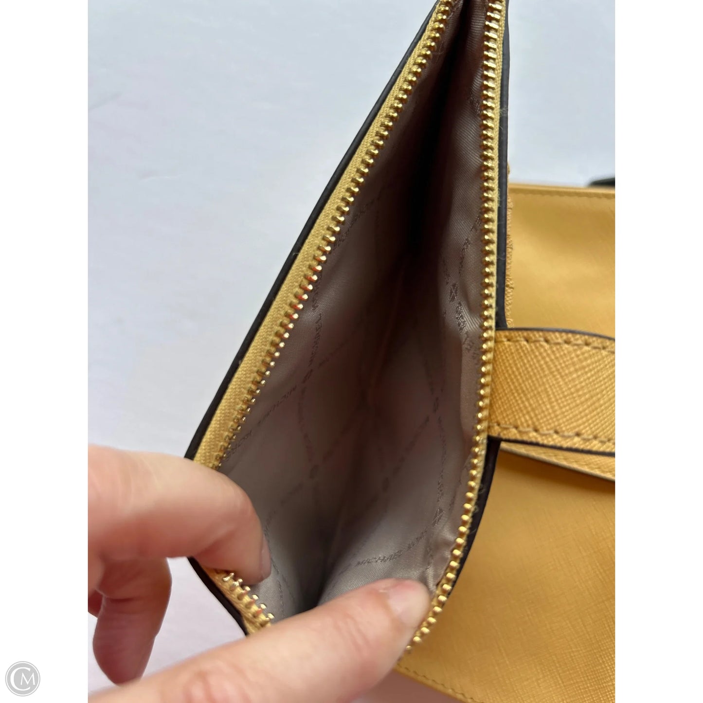 Wristlet Designer By Michael Kors, Size: Large