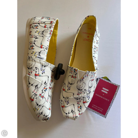 Shoes Flats By Toms In White, Size: 7