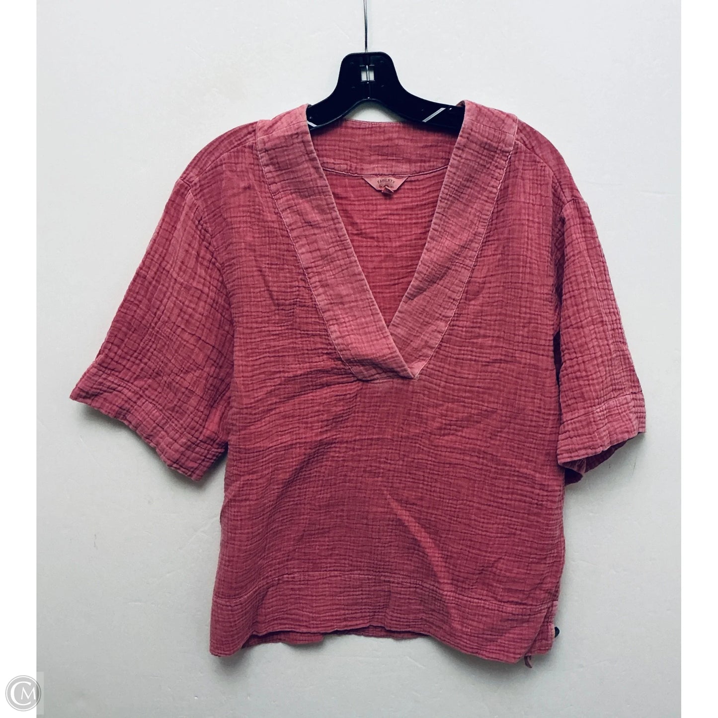 Top Short Sleeve By Faherty In Pink, Size: M