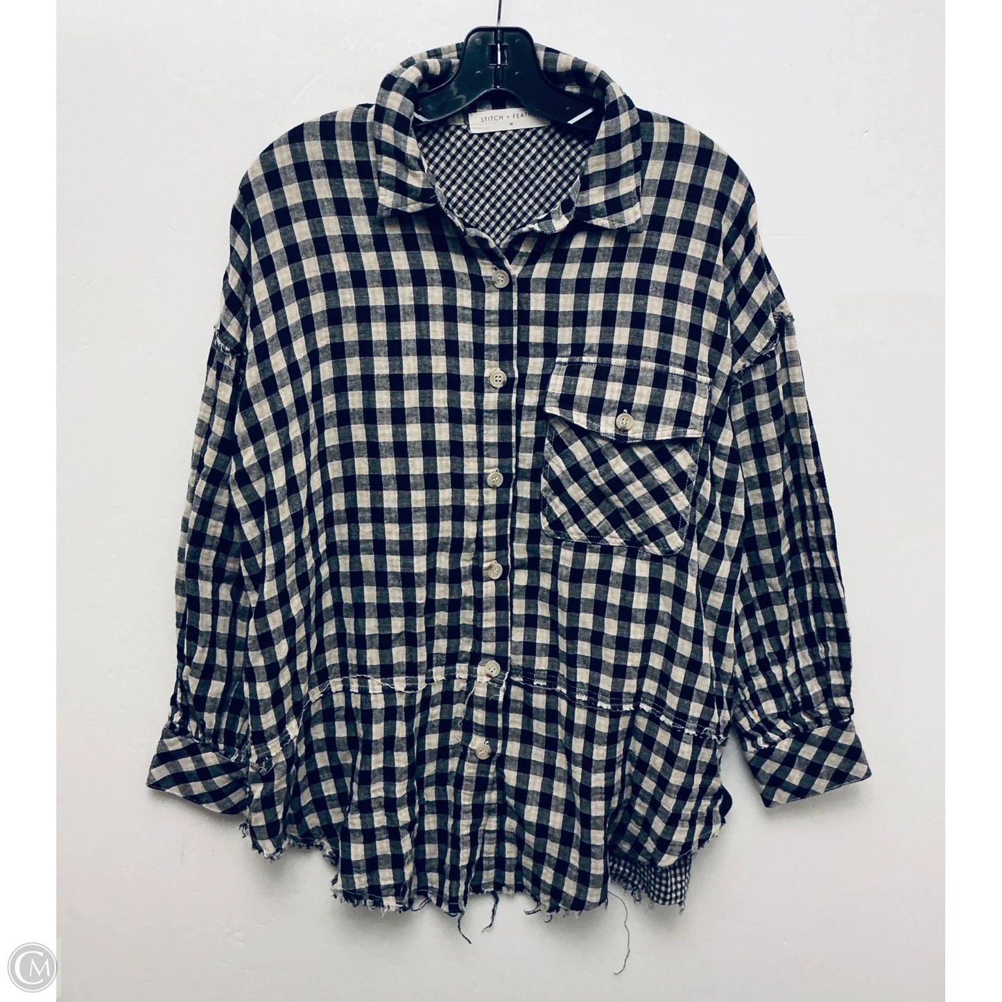 Top Long Sleeve By Clothes Mentor In Checkered Pattern, Size: M
