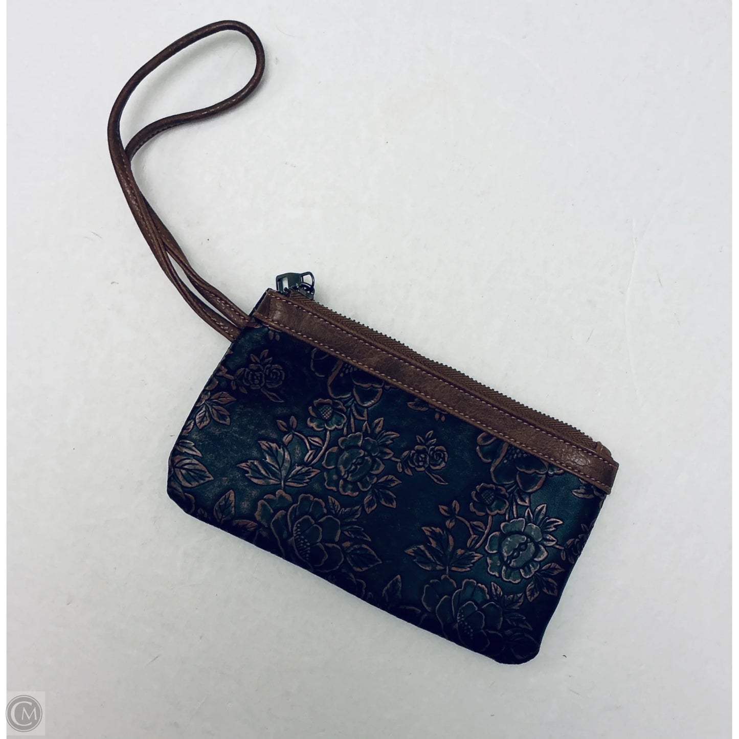 Wristlet By Clothes Mentor, Size: Small