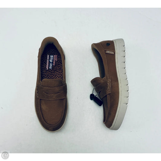Shoes Flats By Bobs In Brown, Size: 7