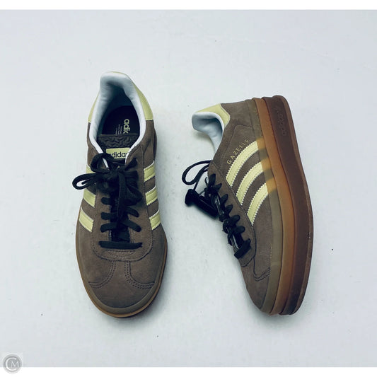 Shoes Sneakers By Adidas In Brown, Size: 6.5