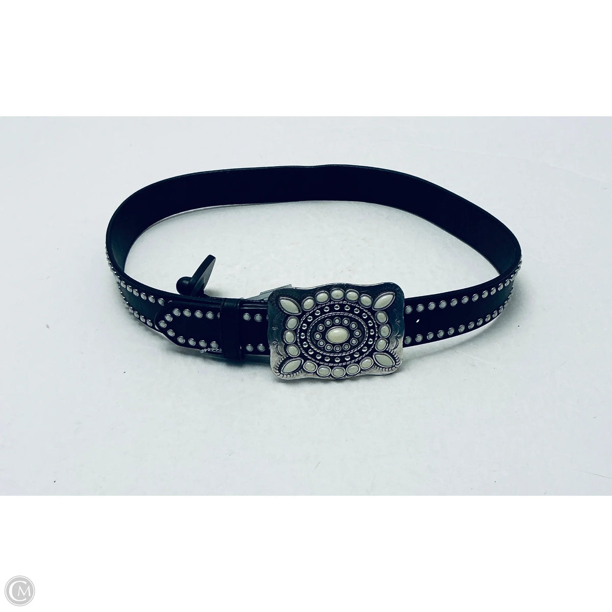 Belt Leather By Clothes Mentor, Size: Medium