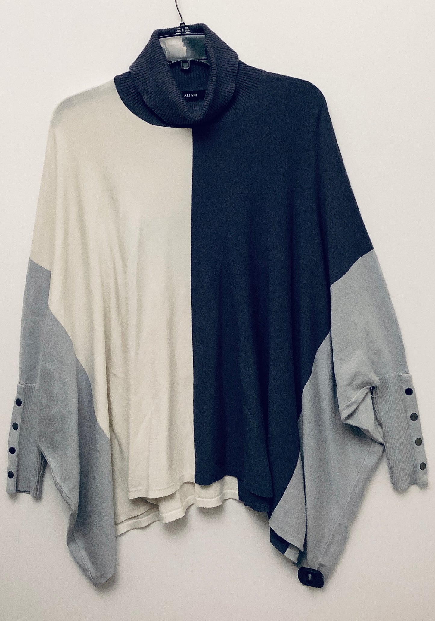 Sweater By Alfani In Grey, Size: S