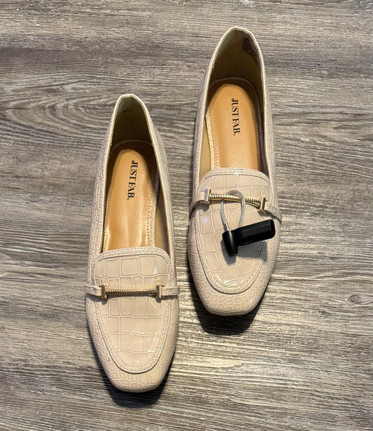 Shoes Flats By Just Fab  Size: 9
