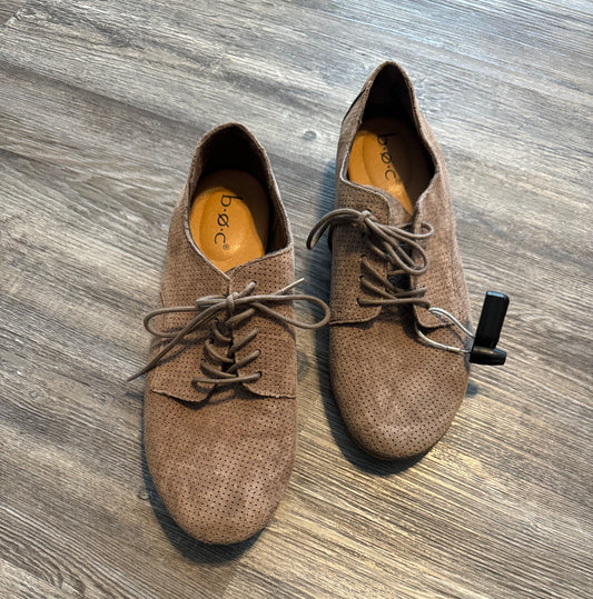 Shoes Flats By Boc  Size: 9