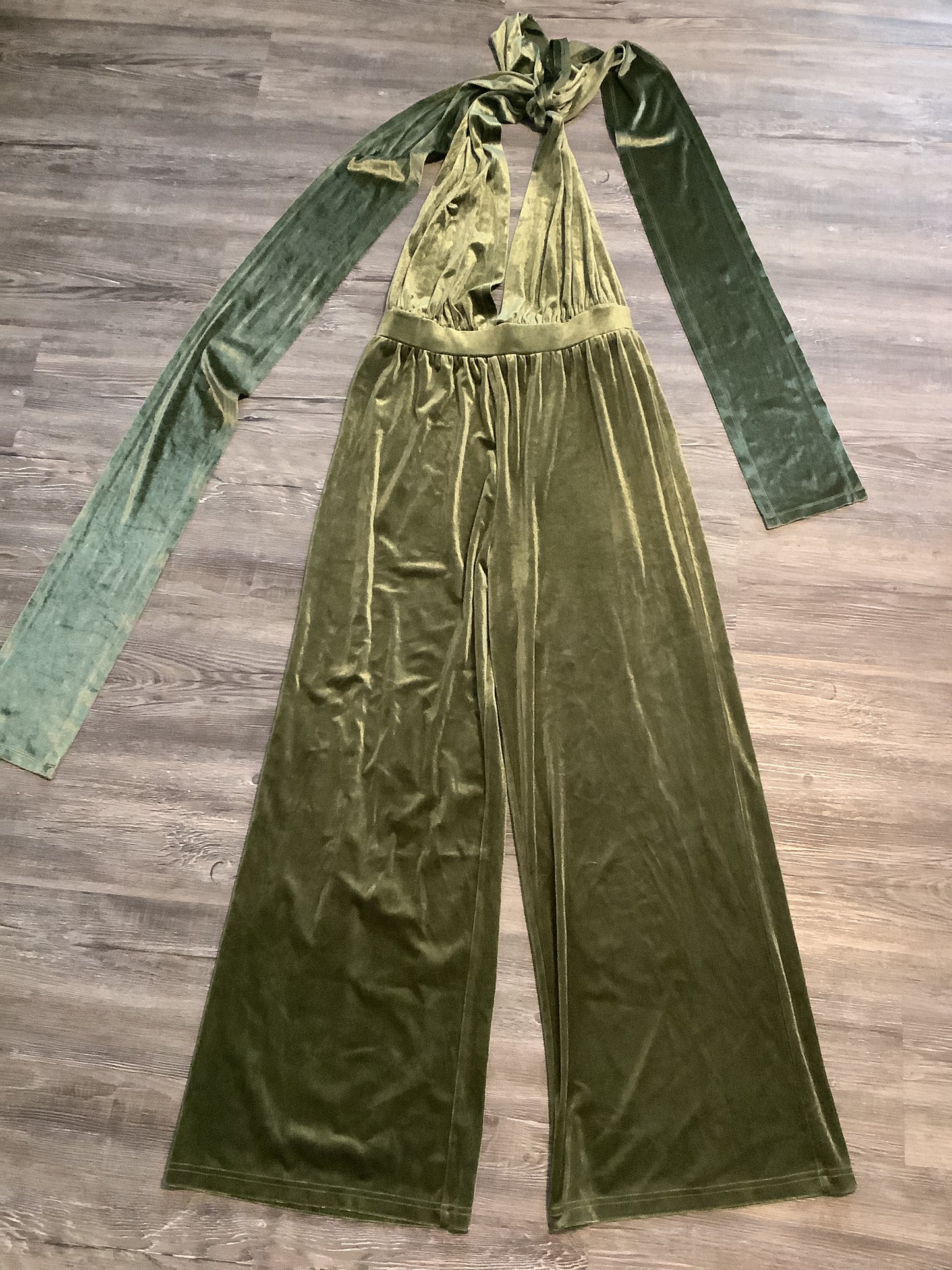 Green Jumpsuit Clothes Mentor, Size M