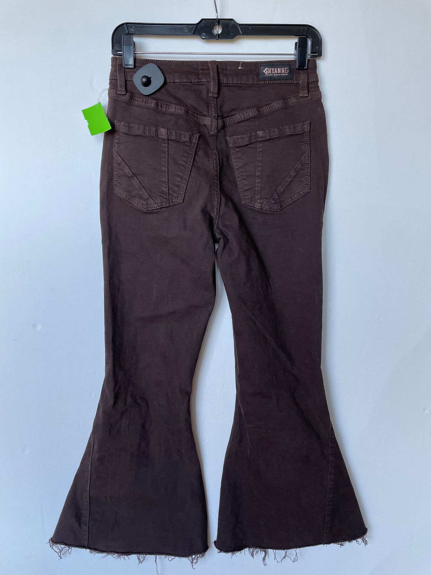 Jeans Flared By Cmf In Brown, Size: 6