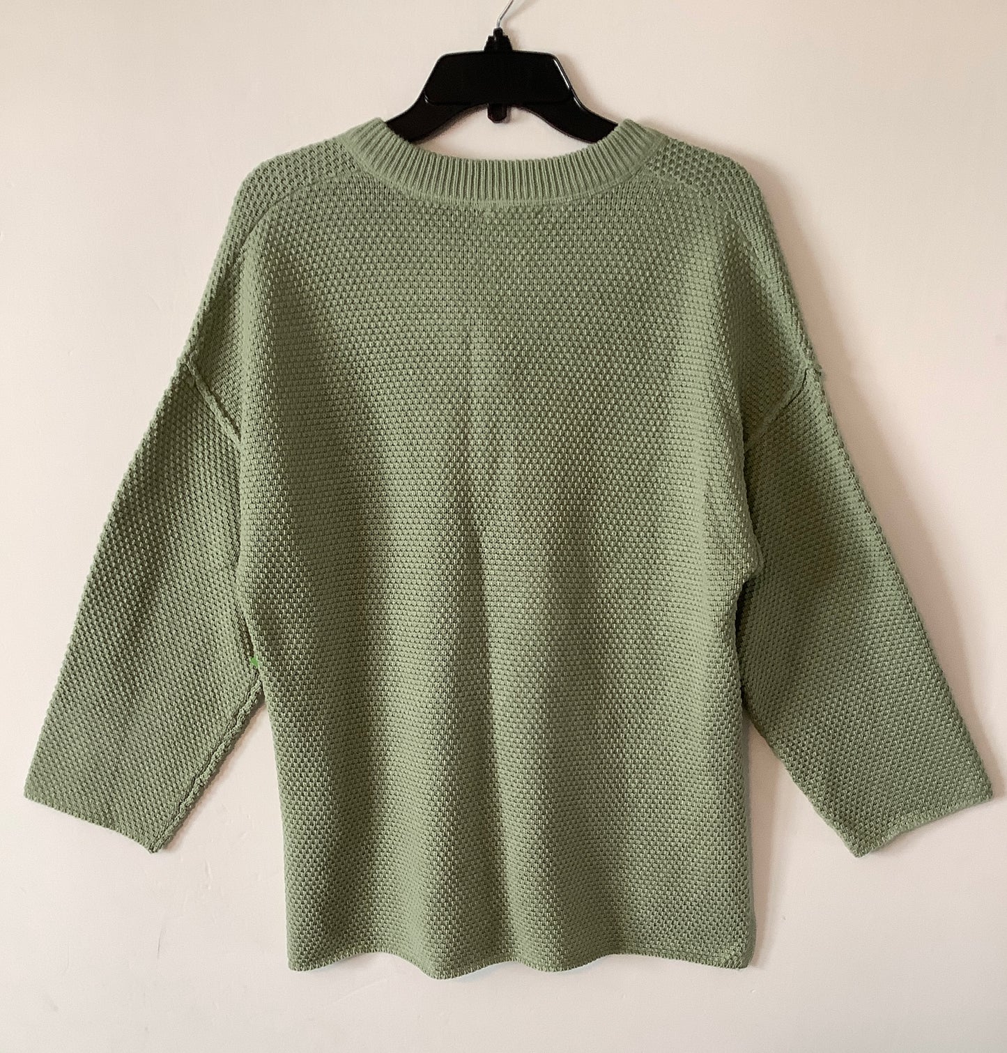 Top Long Sleeve By Clothes Mentor In Green, Size: S