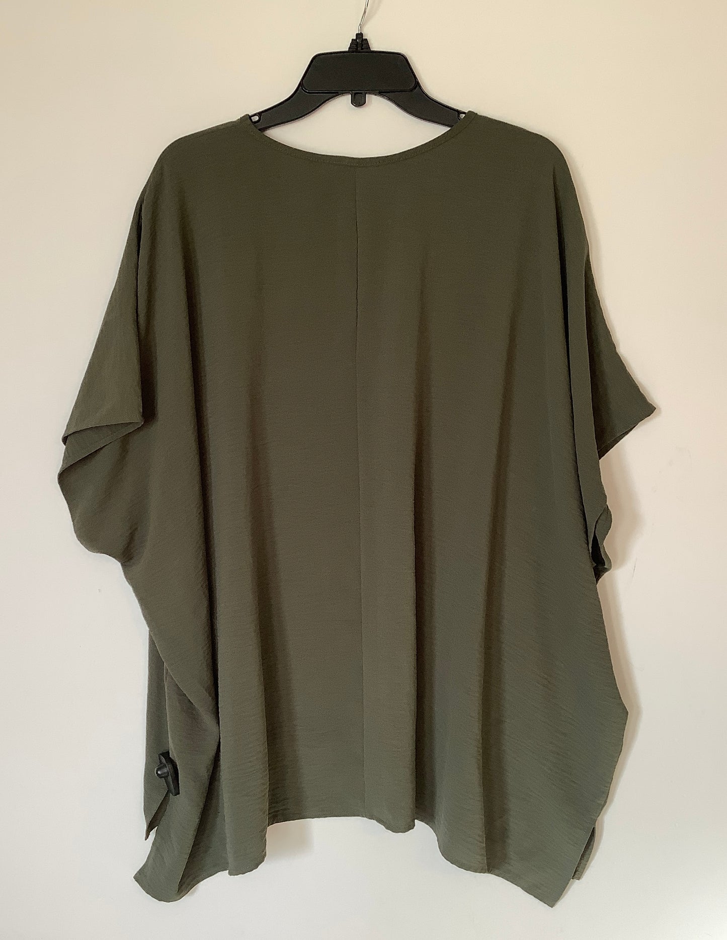 Top Short Sleeve By Cotton Bleu In Green, Size: 2x