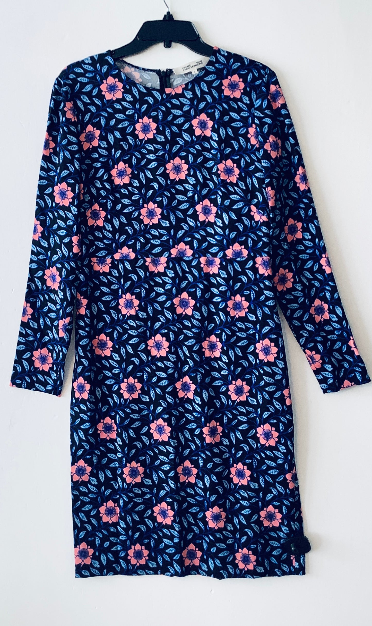 Dress Designer By Diane Von Furstenberg In Floral Print, Size: 8