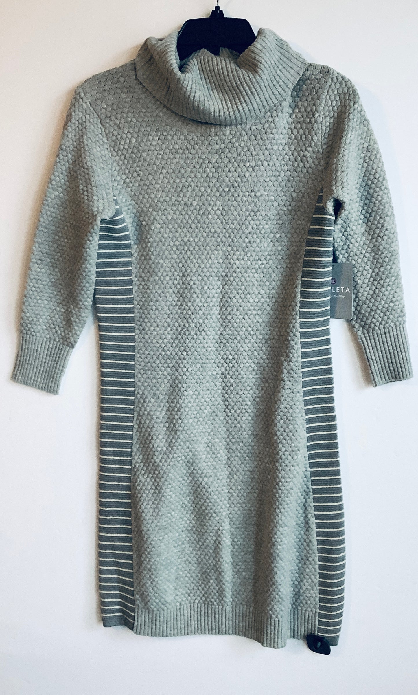 Dress Casual Short By Athleta In Grey, Size: M