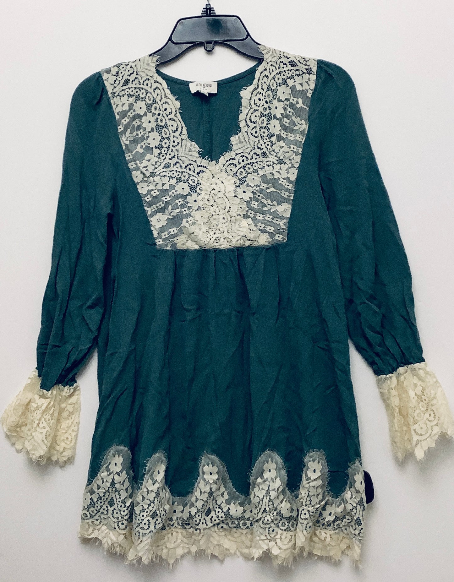 Top Long Sleeve By Umgee In Green, Size: S