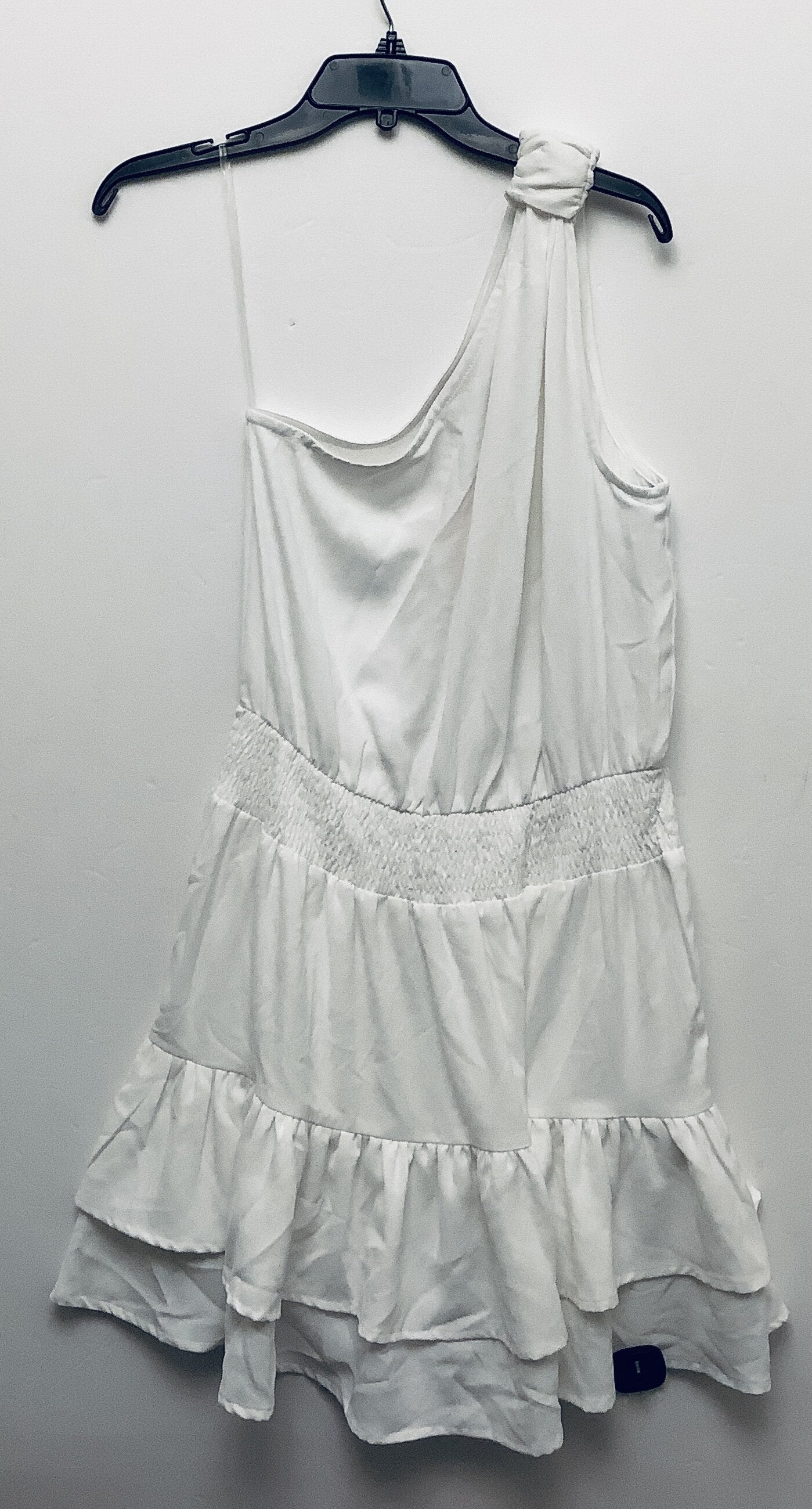 Dress Casual Short By Entro  Size: L
