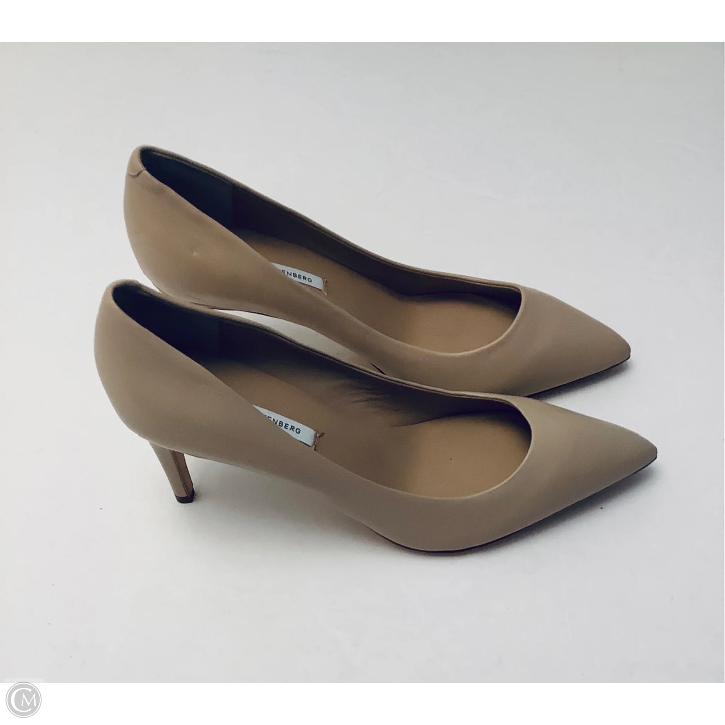 Shoes Designer By Diane Von Furstenberg In Tan, Size: 8