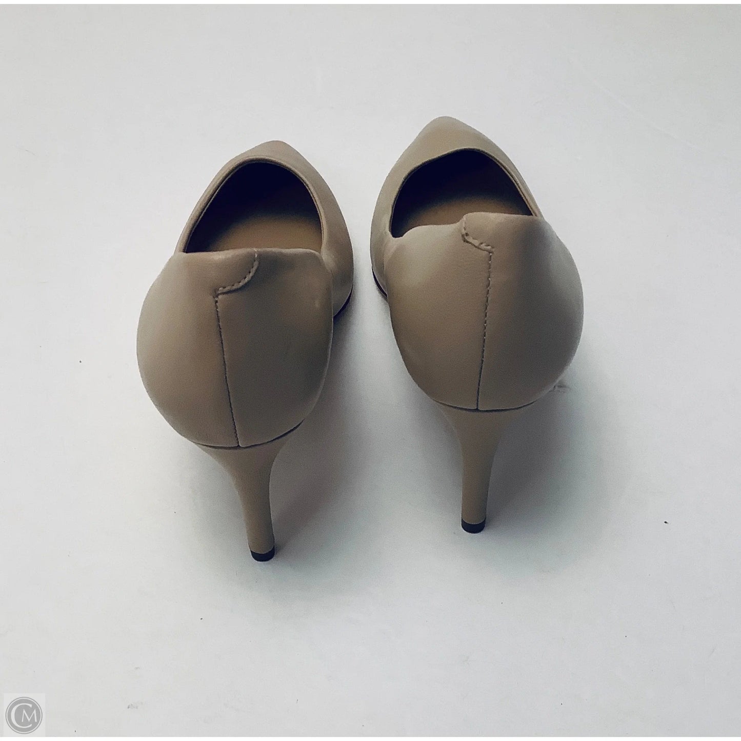 Shoes Designer By Diane Von Furstenberg In Tan, Size: 8