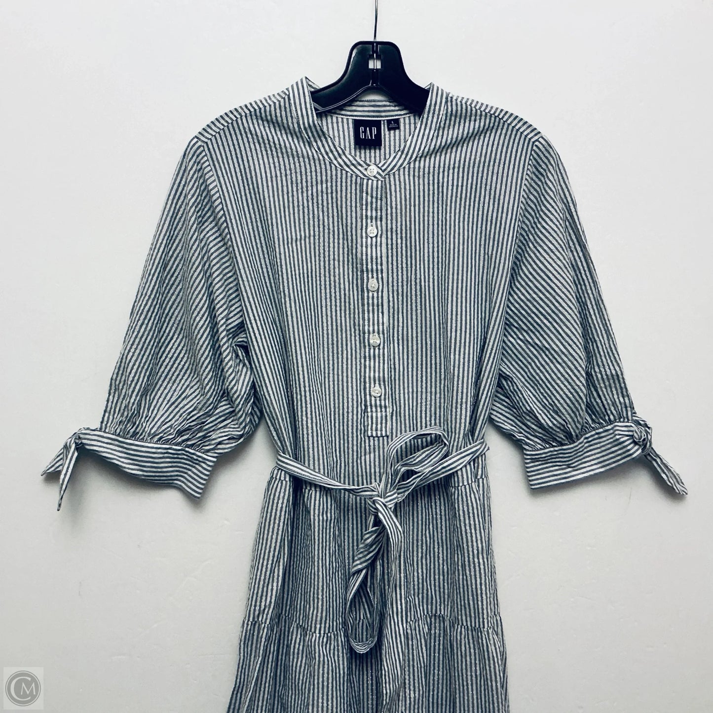 Dress Casual Short By Gap In Striped Pattern, Size: L