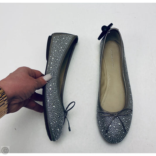 Shoes Flats By Adrienne Vittadini In Silver, Size: 9