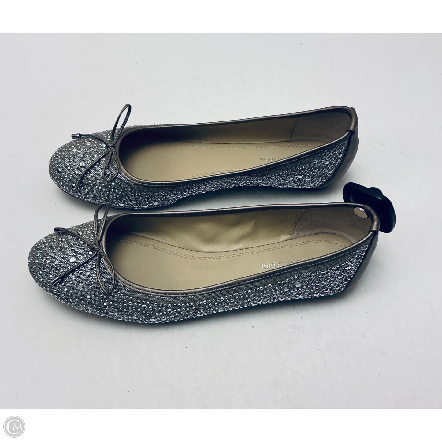 Shoes Flats By Adrienne Vittadini In Silver, Size: 9