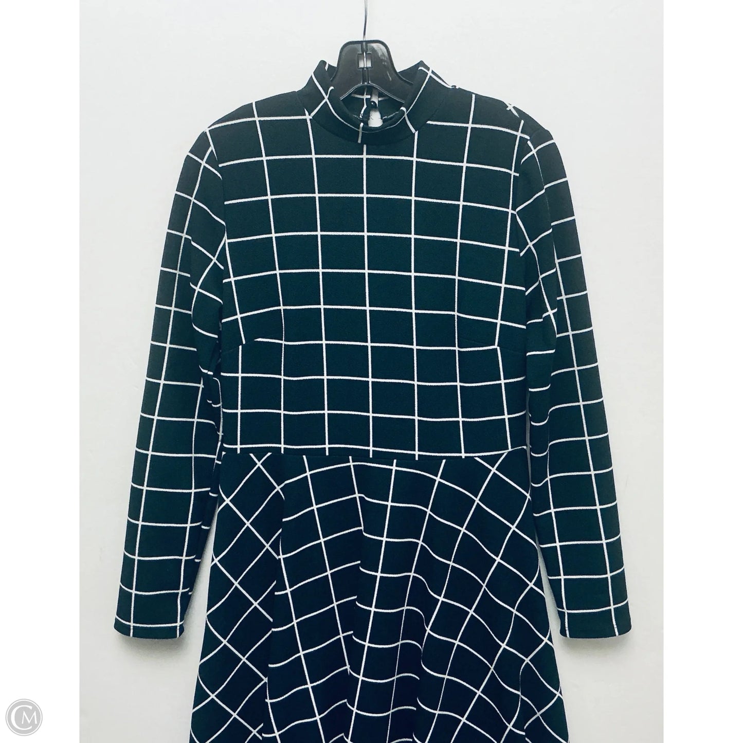Dress Casual Midi By Clothes Mentor In Checkered Pattern, Size: L