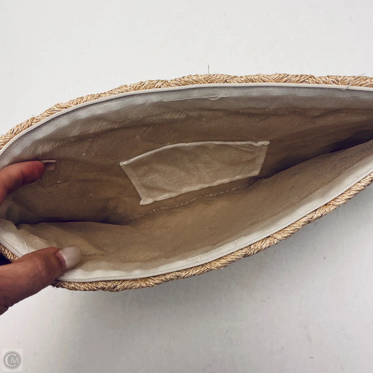 Clutch By Clothes Mentor, Size: Medium