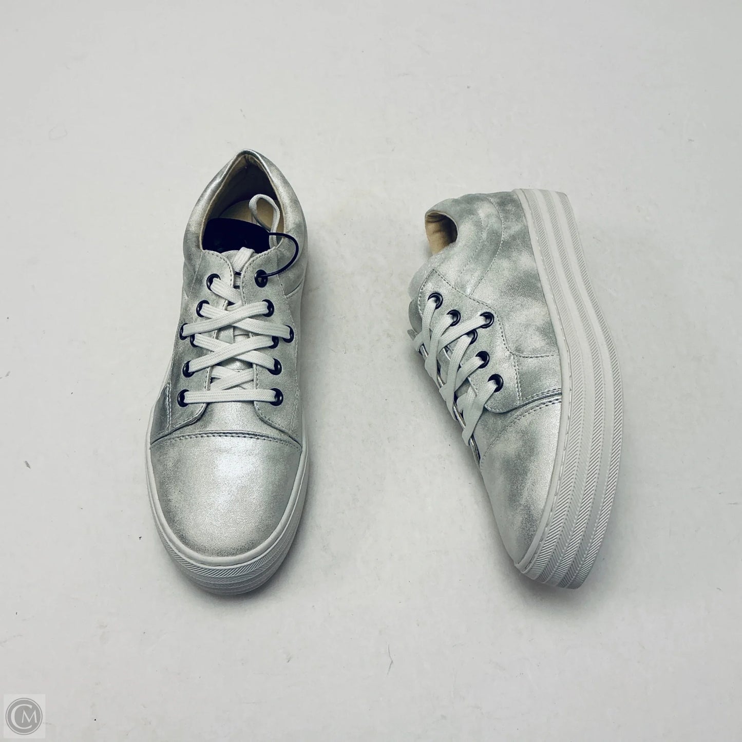 Shoes Sneakers By Corkys In Silver, Size: 8