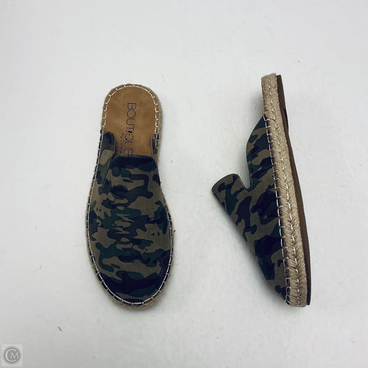 Sandals Flats By Corkys In Camouflage Print, Size: 8