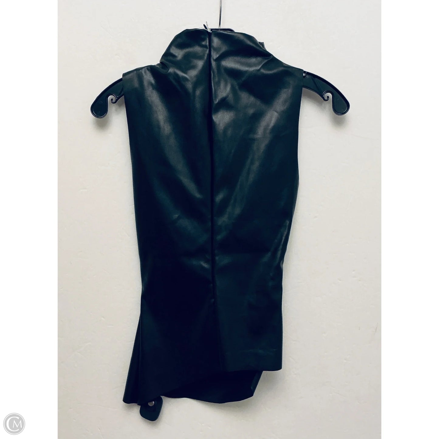 Top Sleeveless By Clothes Mentor In Black, Size: S