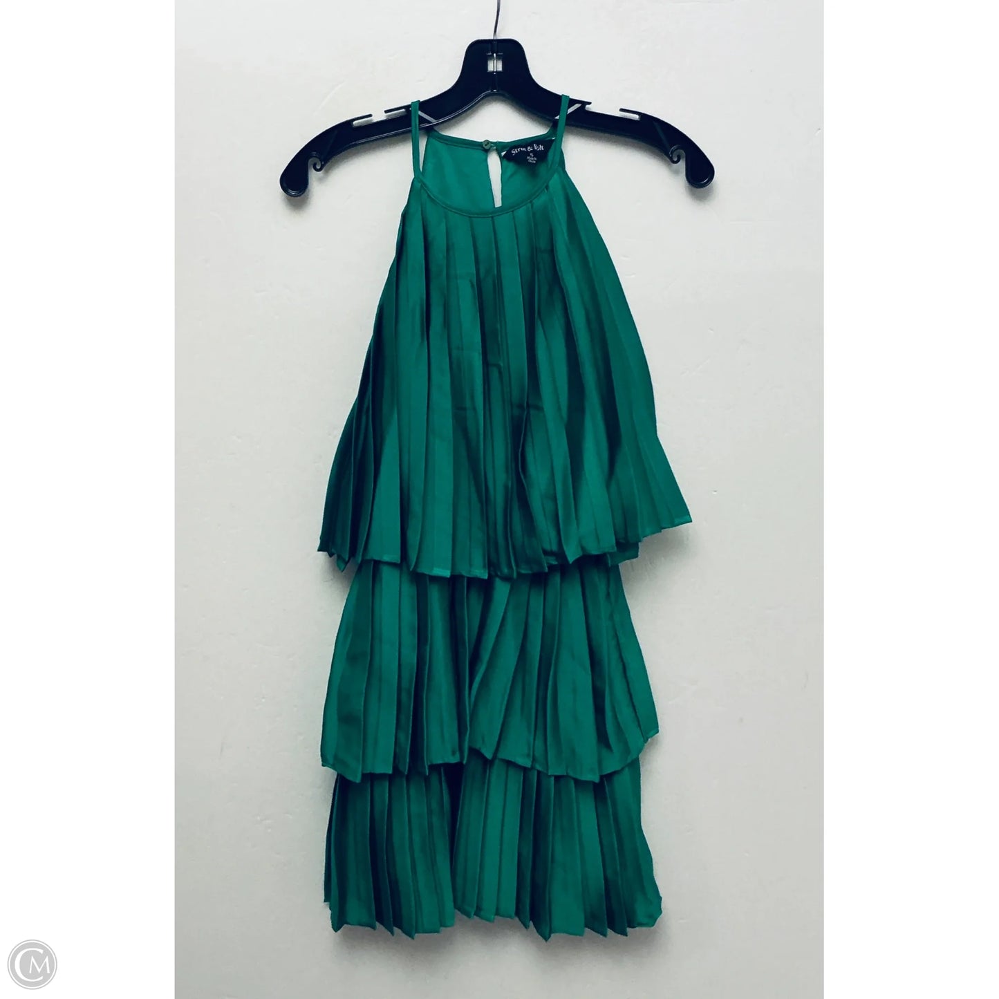 Dress Casual Short By Strut & Bolt In Green, Size: S