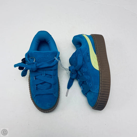 Shoes Sneakers By Puma In Blue, Size: 6