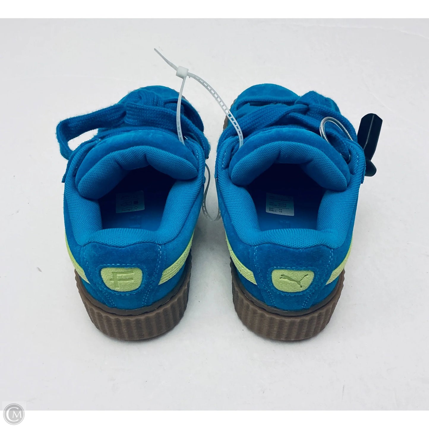 Shoes Sneakers By Puma In Blue, Size: 6