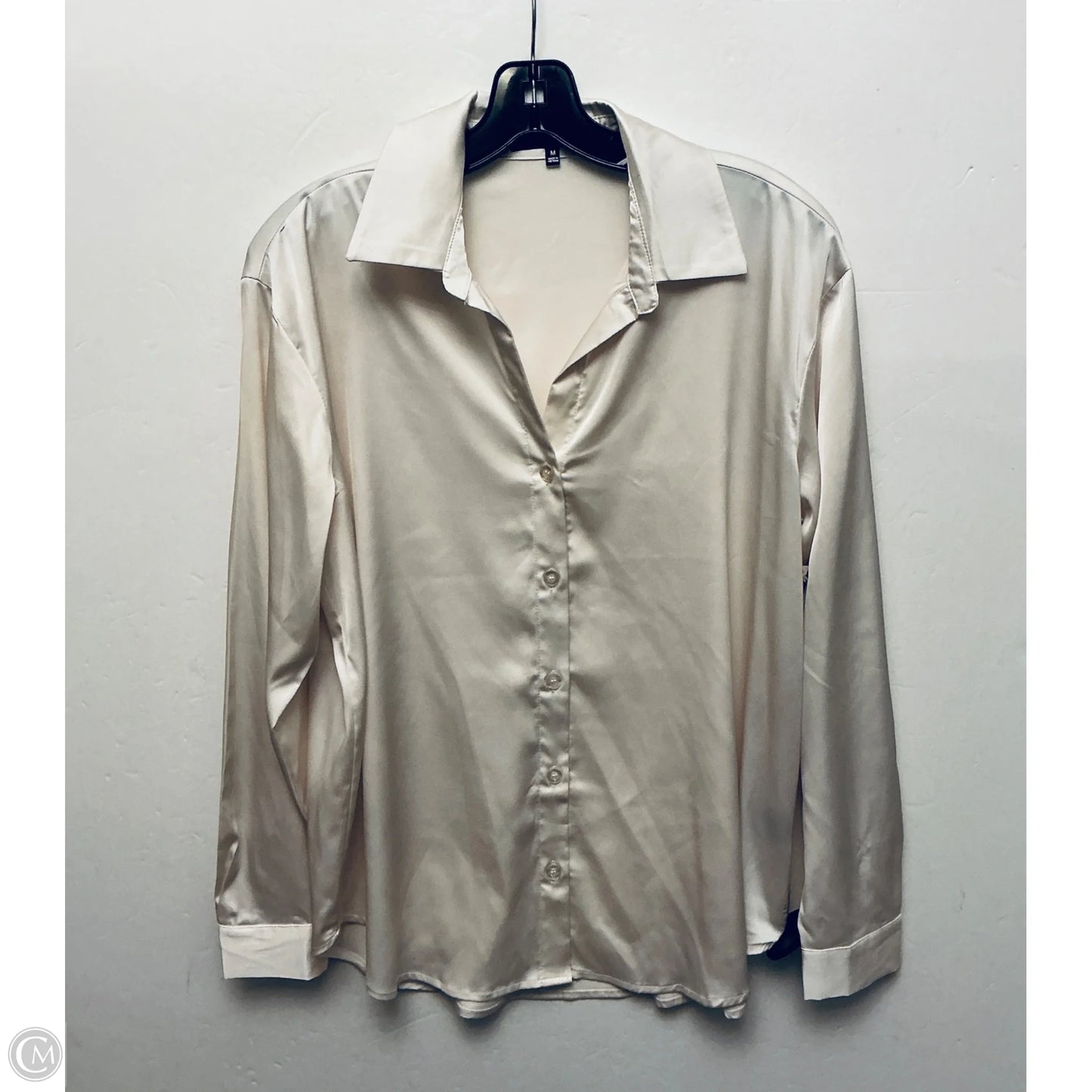 Top Long Sleeve By Clothes Mentor In Cream, Size: M