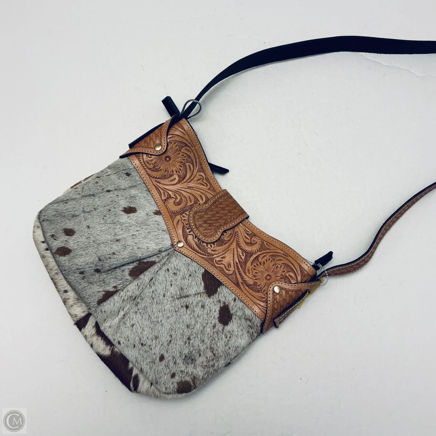 Crossbody By Clothes Mentor, Size: Large