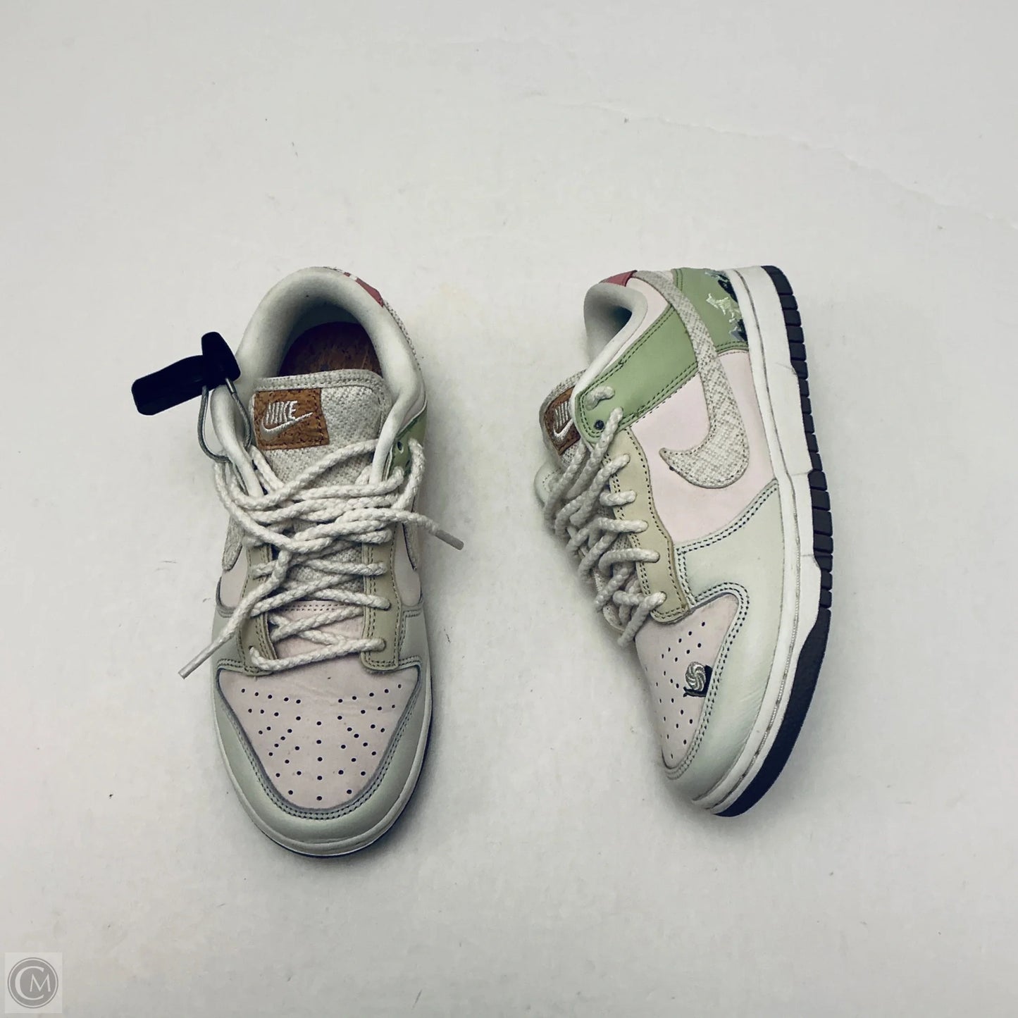 Shoes Sneakers By Nike In Pink, Size: 7