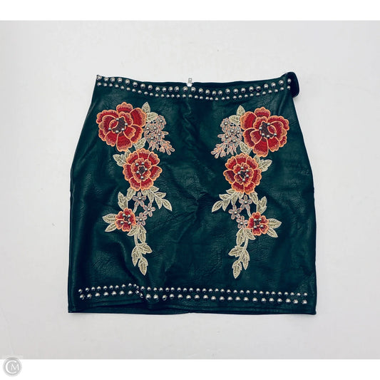 Skirt Mini & Short By Romeo And Juliet In Green, Size: S