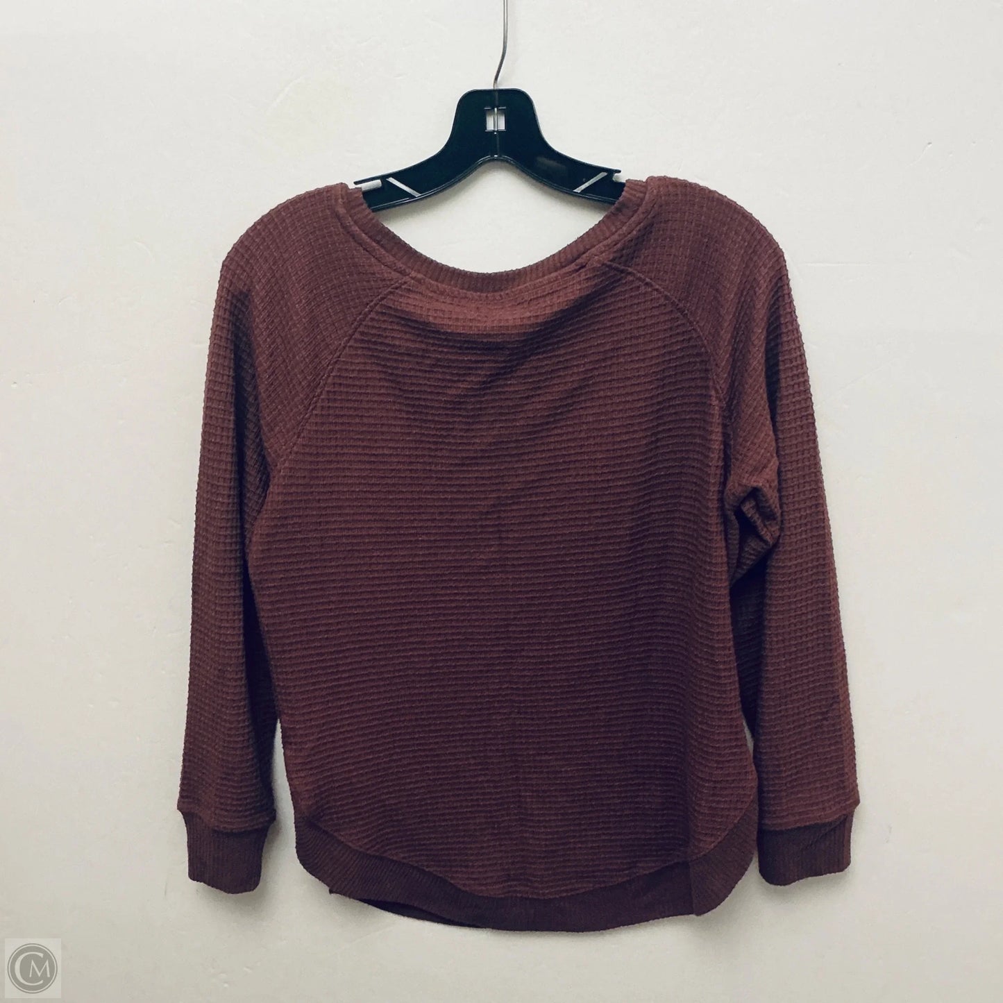Top Long Sleeve Basic By Maurices In Maroon, Size: M